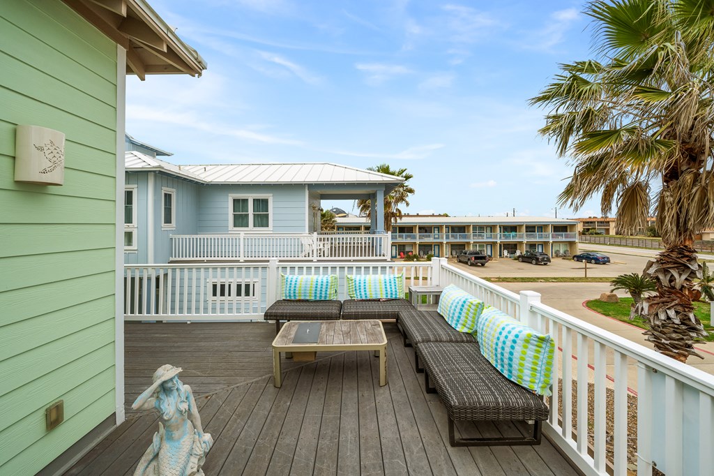 979 Banyan Beach, Port Aransas, TX 78382 Photo