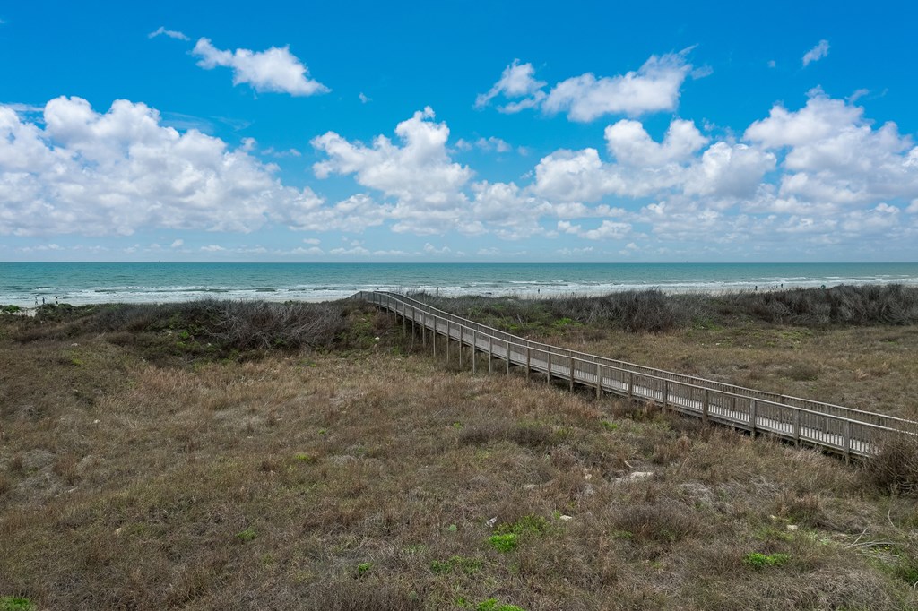 979 Banyan Beach, Port Aransas, TX 78382 Photo