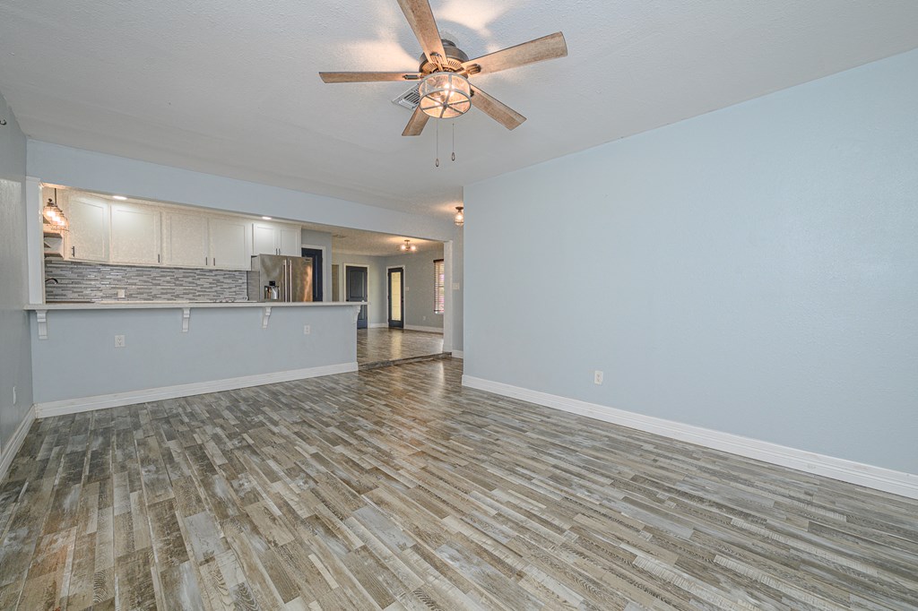 402 Sunset, Ingleside on the Bay, TX 78362 Photo