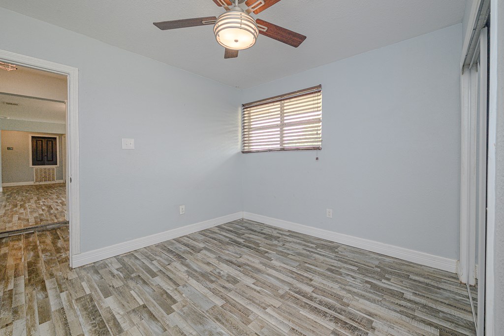 402 Sunset, Ingleside on the Bay, TX 78362 Photo