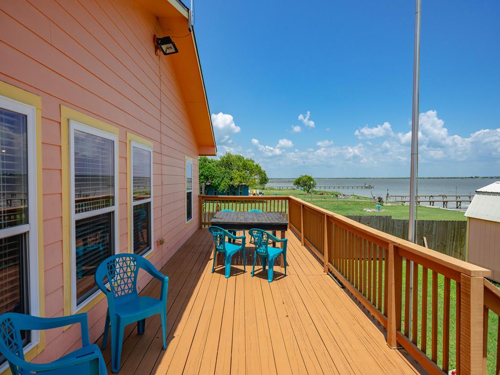 426 Egery Island Rd, TAFT, TX 78390 Main Photo