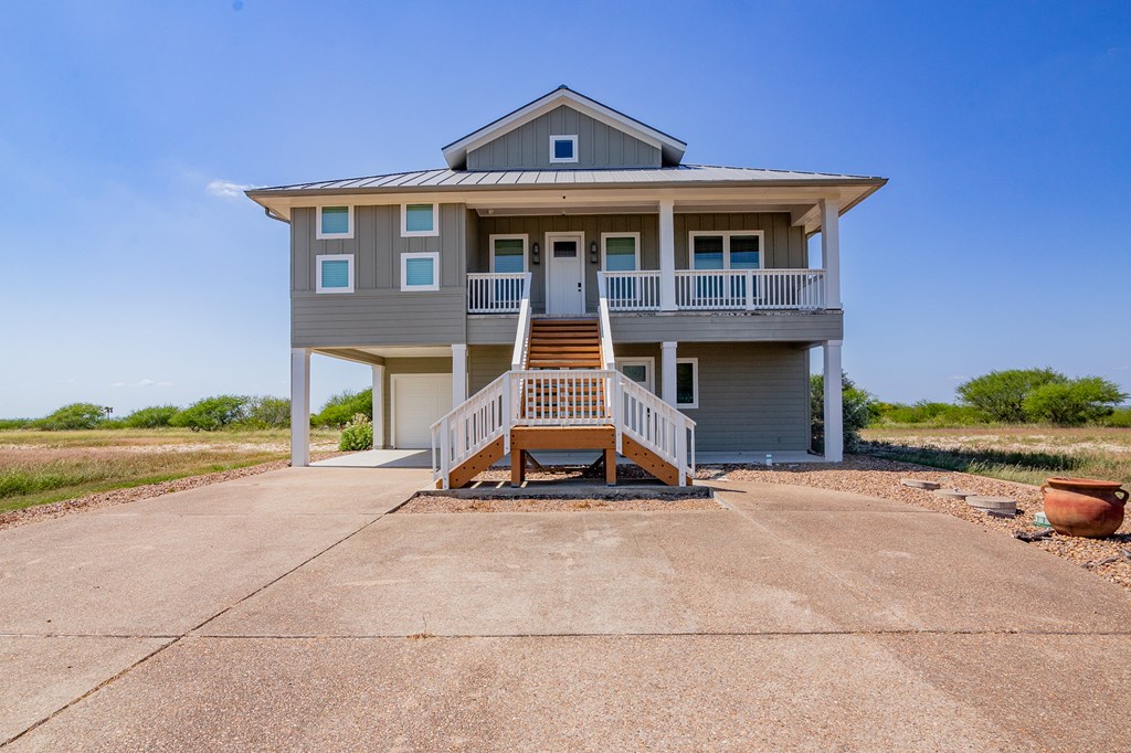 342 Bay Club Drive, SEADRIFT, TX 77983 Photo