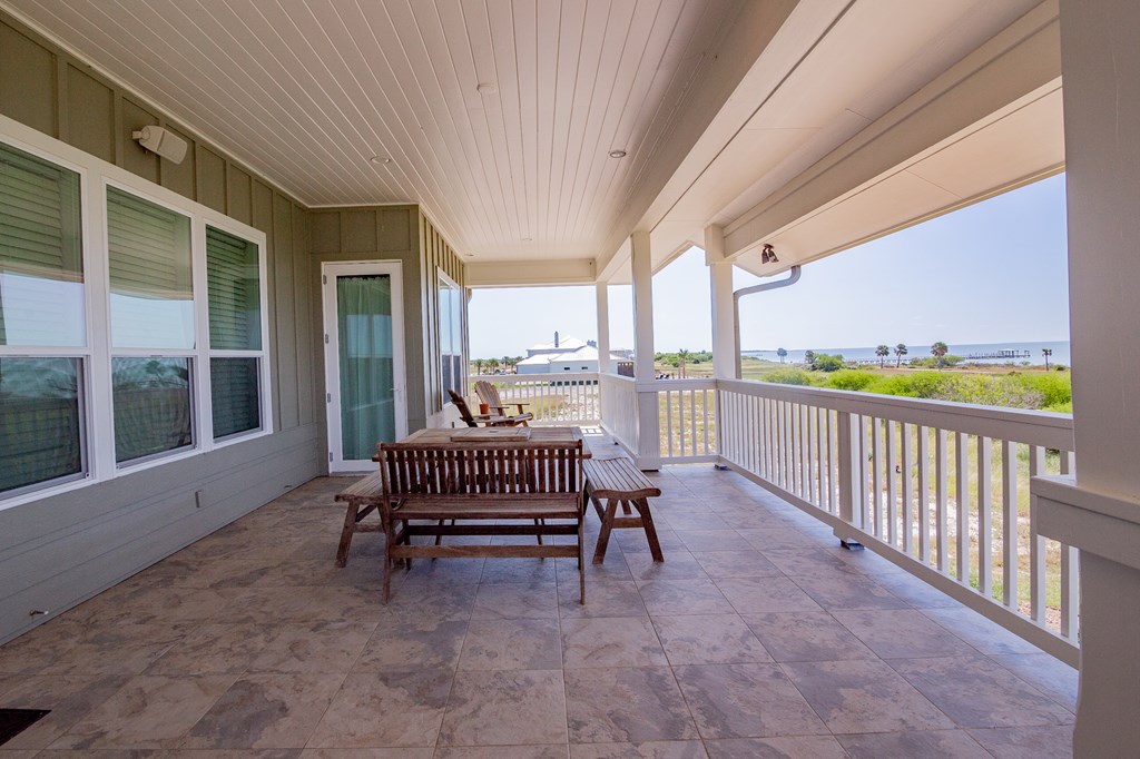 342 Bay Club Drive, SEADRIFT, TX 77983 Photo