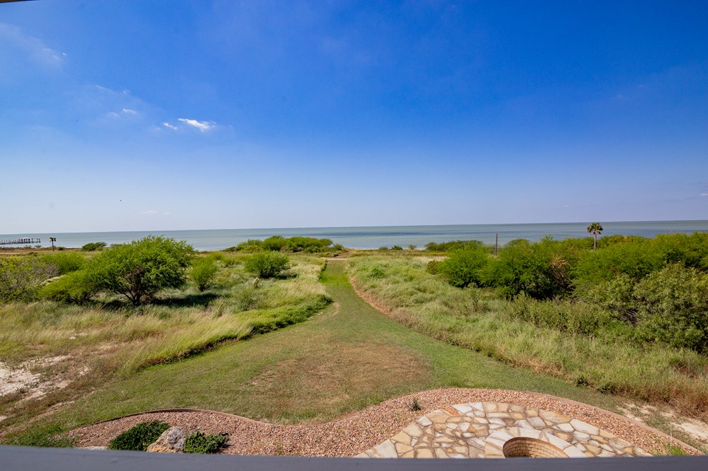 342 Bay Club Drive, SEADRIFT, TX 77983 Photo