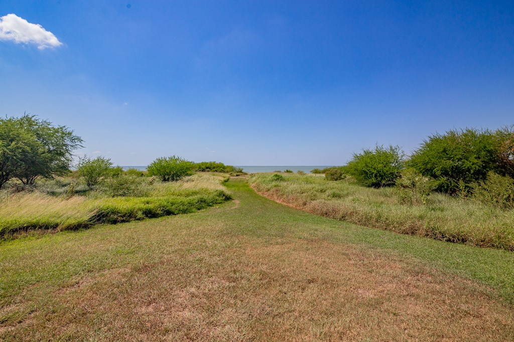 342 Bay Club Drive, SEADRIFT, TX 77983 Photo