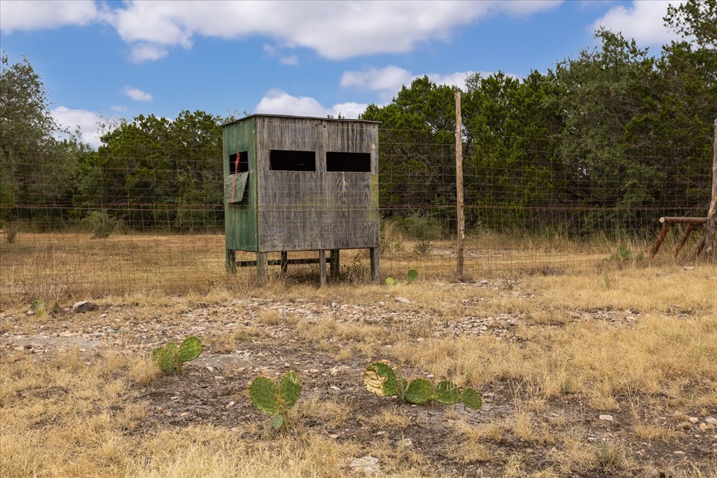 15689 Ranch Road 337, Camp Wood, TX 78833 Photo