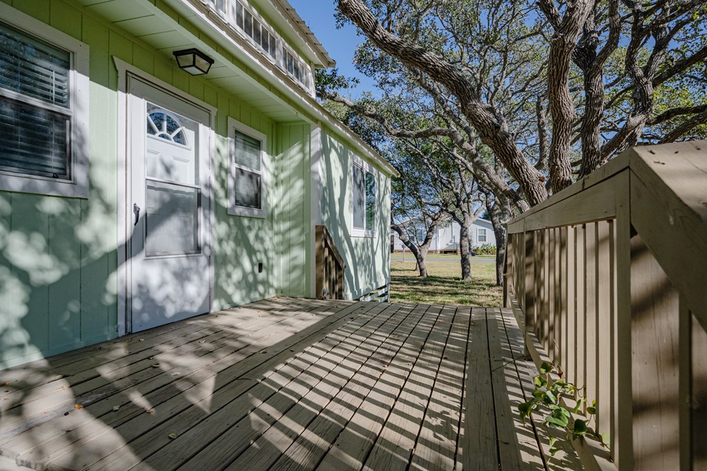 1617 Doughty, ROCKPORT, TX 78382 Photo