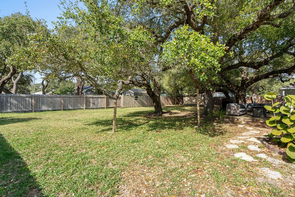 1027 N Austin, ROCKPORT, TX 78382 Photo