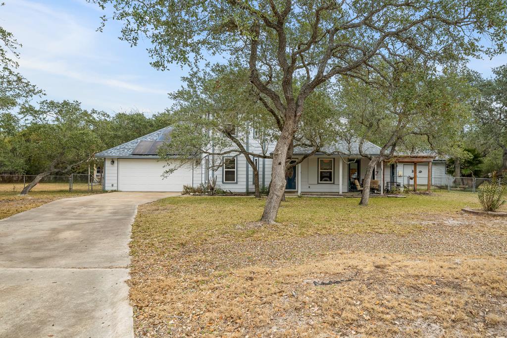 17 Circle Lake Dr., ROCKPORT, TX 78382 Main Photo