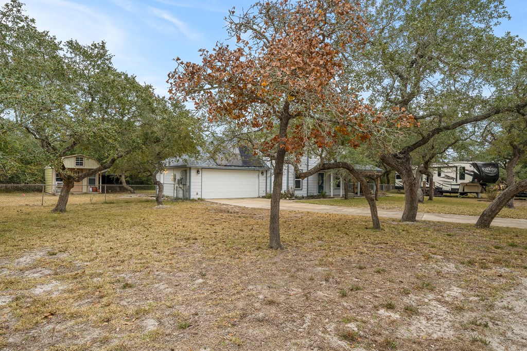 17 Circle Lake Dr., ROCKPORT, TX 78382 Photo