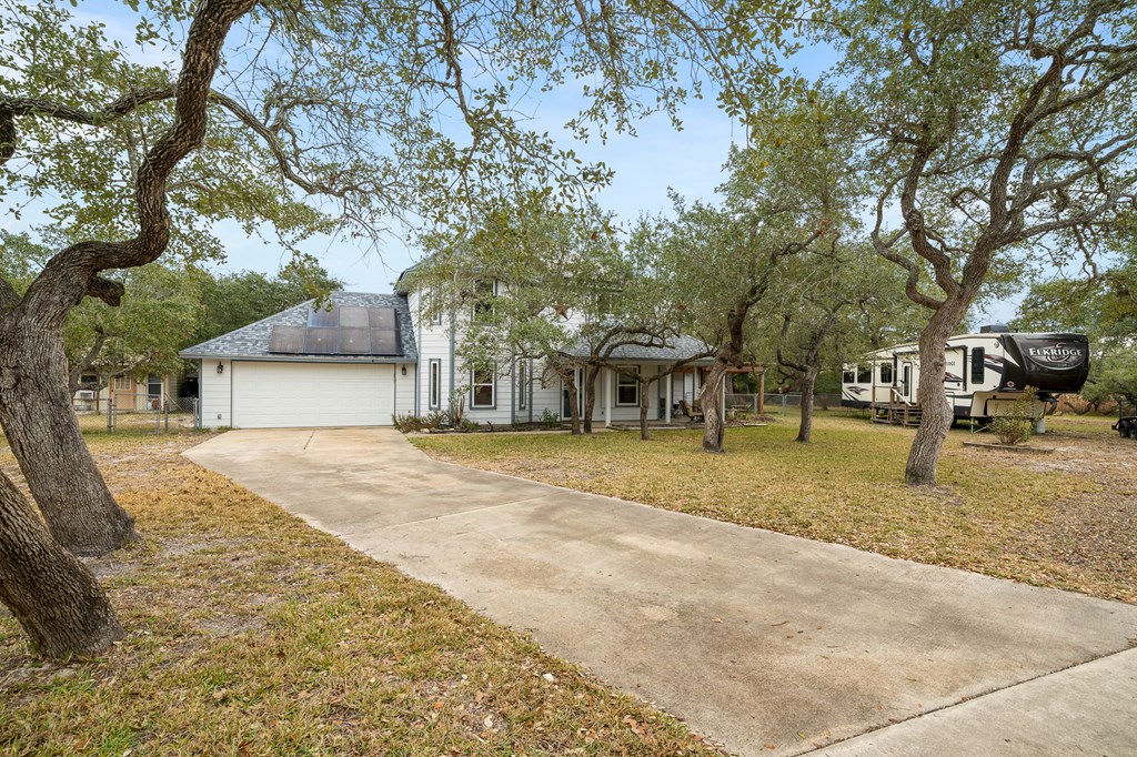 17 Circle Lake Dr., ROCKPORT, TX 78382 Photo