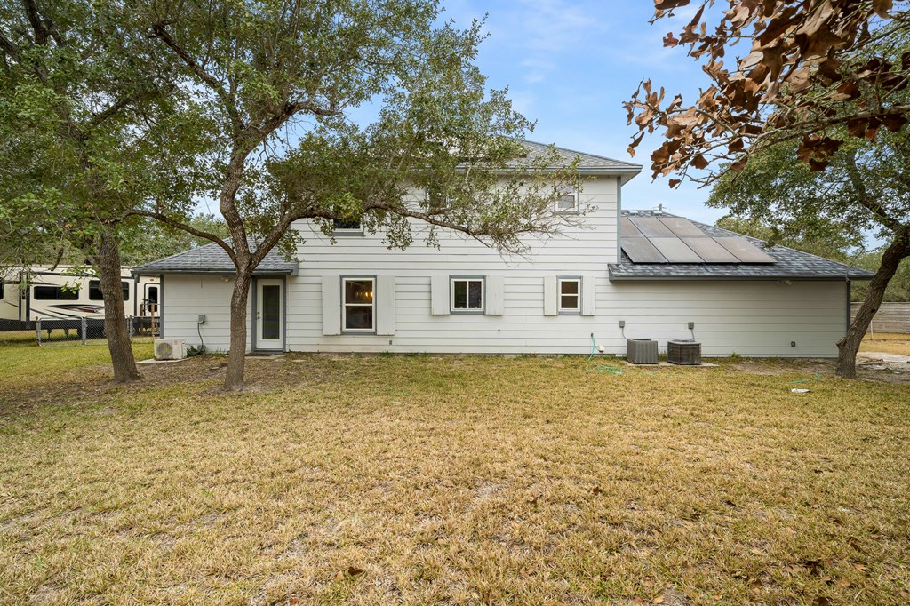 17 Circle Lake Dr., ROCKPORT, TX 78382 Photo