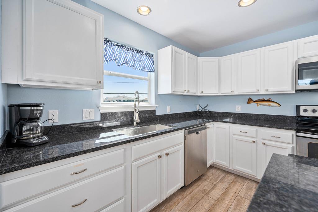 646 Copano Ridge Road, ROCKPORT, TX 78382 Photo