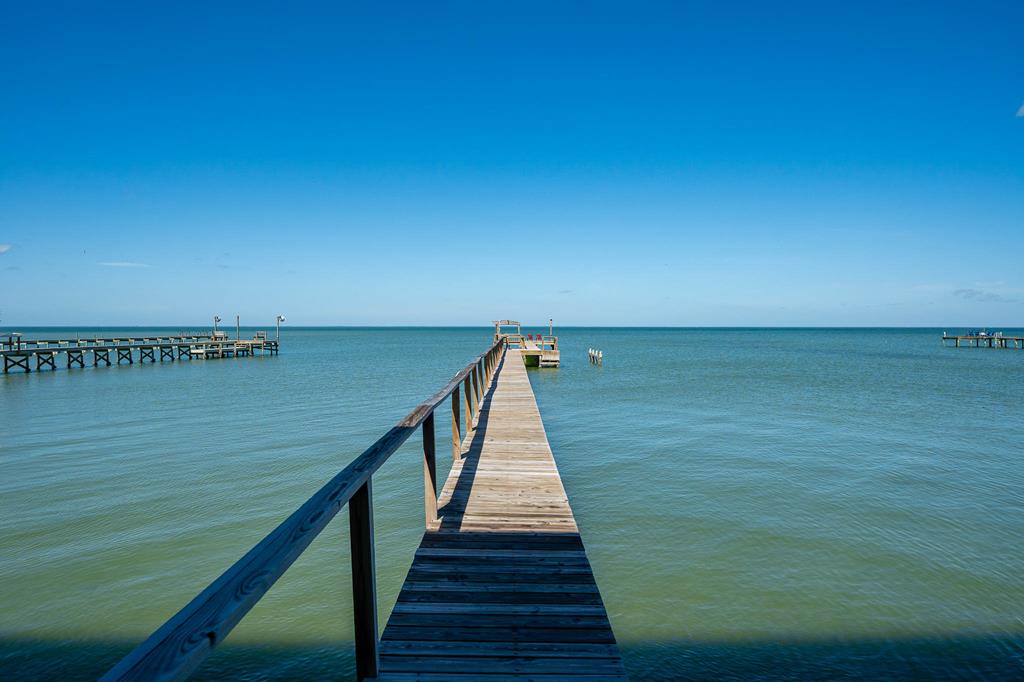 646 Copano Ridge Road, ROCKPORT, TX 78382 Photo