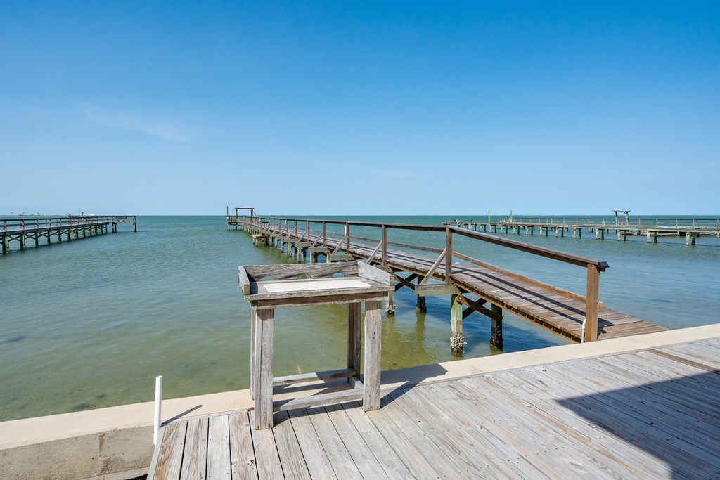 630 COPANO COVE RD, ROCKPORT, TX 78382 Photo