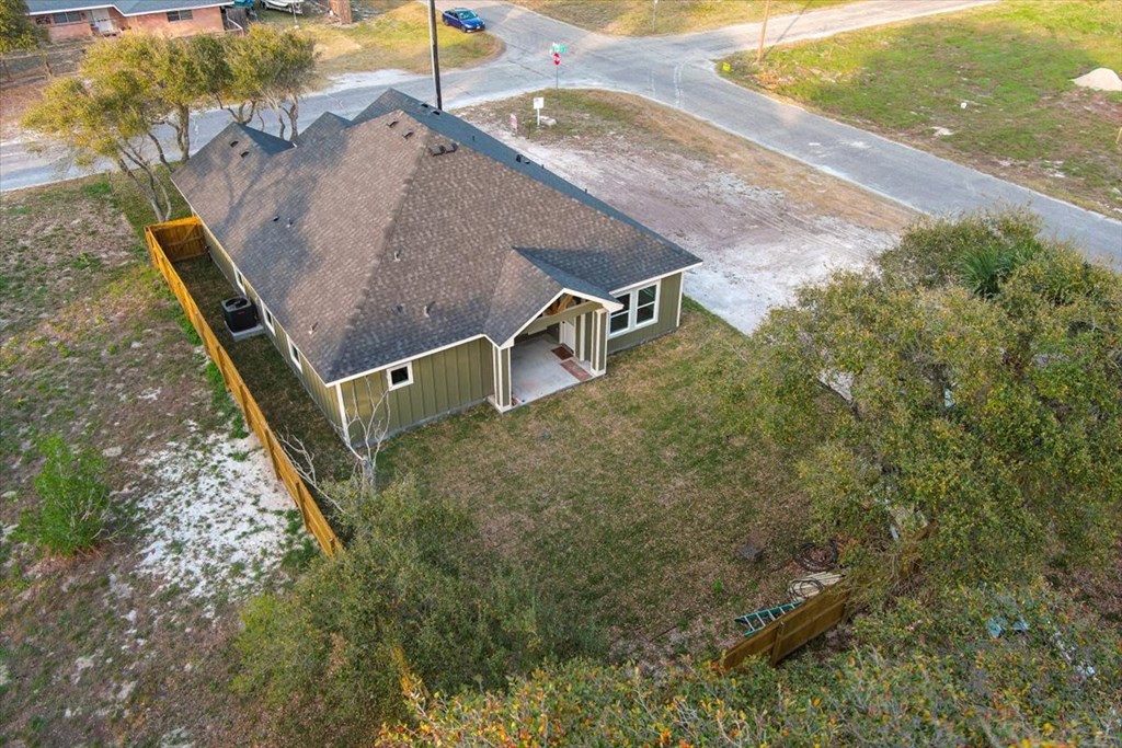 411 Magnolia, Aransas Pass, TX 78336 Photo