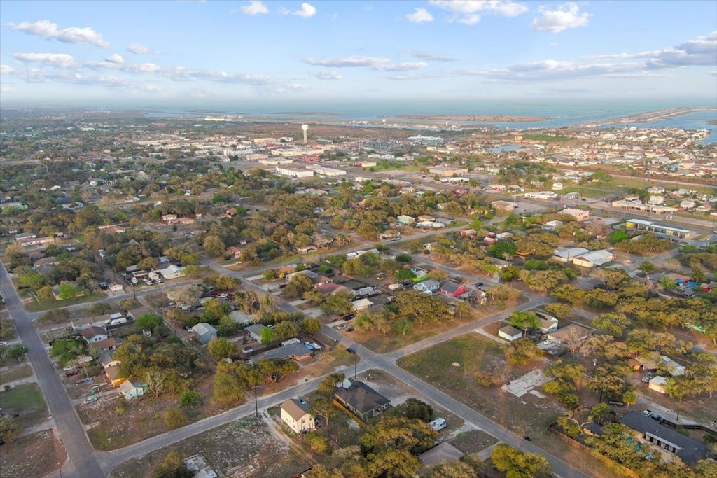 411 Magnolia, Aransas Pass, TX 78336 Photo