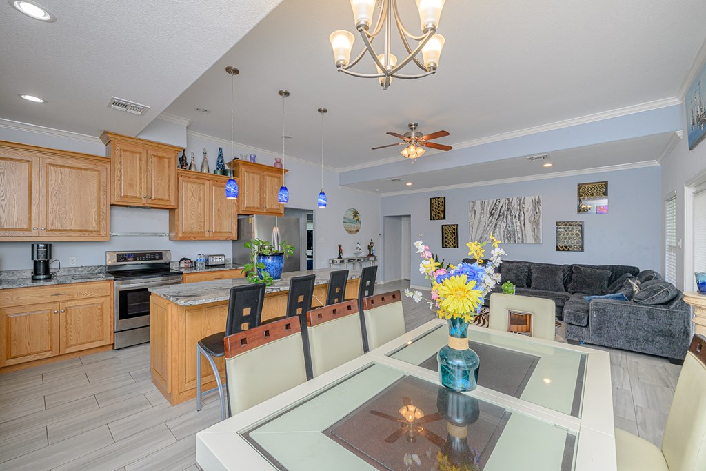 21 Bahamas, ROCKPORT, TX 78382 Photo