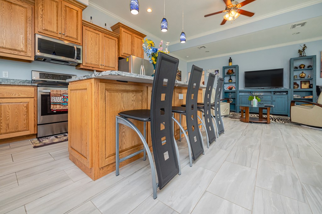 21 Bahamas, ROCKPORT, TX 78382 Photo
