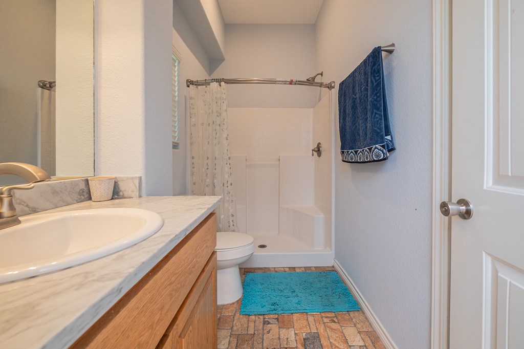 21 Bahamas, ROCKPORT, TX 78382 Photo