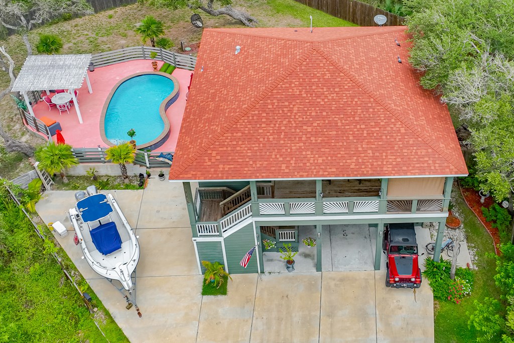 21 Bahamas, ROCKPORT, TX 78382 Photo
