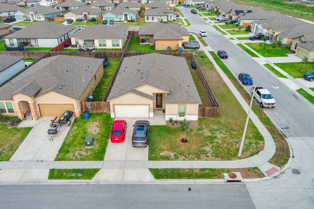 113 Guadalupe, Portland, TX 78374 Photo
